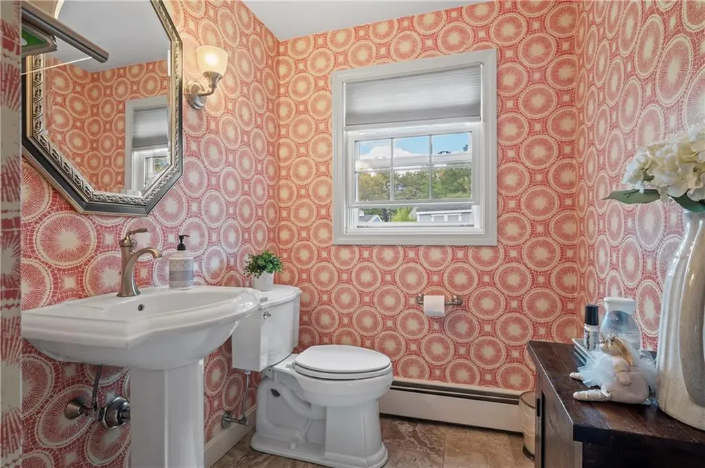 22 Gilbert Court Cumberland RI 02864