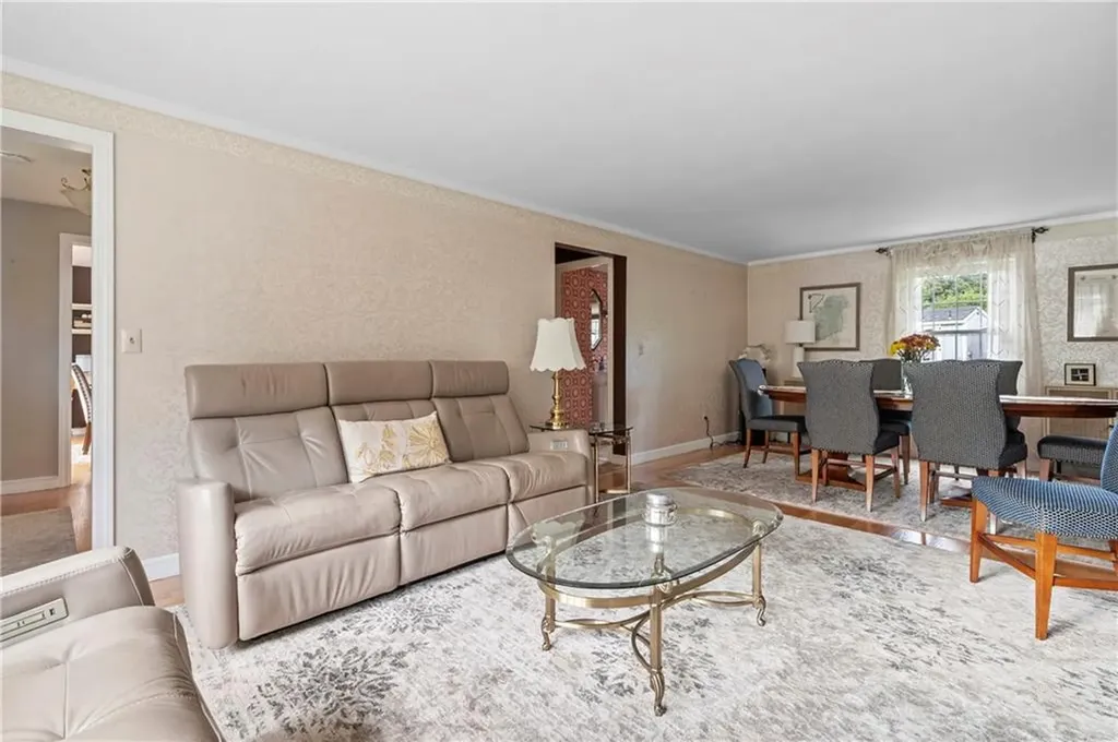 22 Gilbert Court Cumberland RI 02864