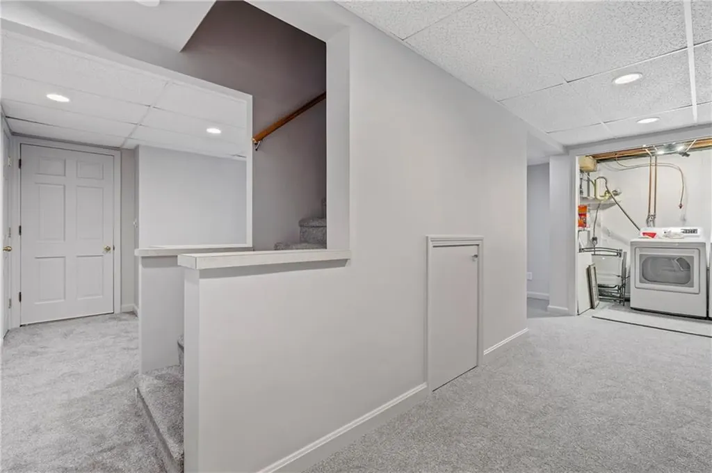 22 Gilbert Court Cumberland RI 02864