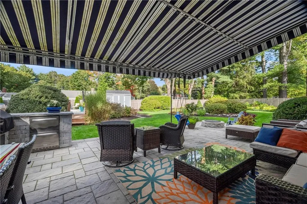 22 Gilbert Court Cumberland RI 02864