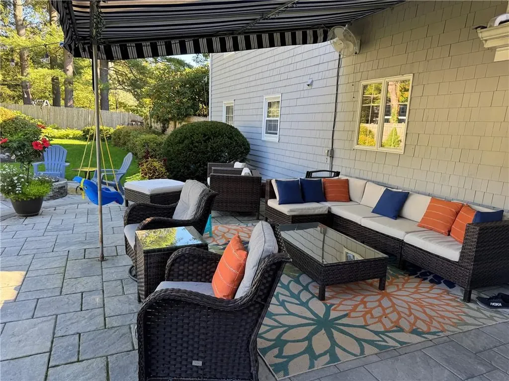 22 Gilbert Court Cumberland RI 02864