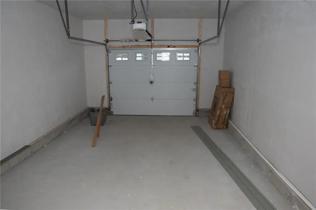 60 Recess Lane Warwick RI 02889