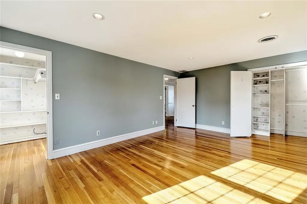 114 Marbury Avenue Pawtucket RI 02860