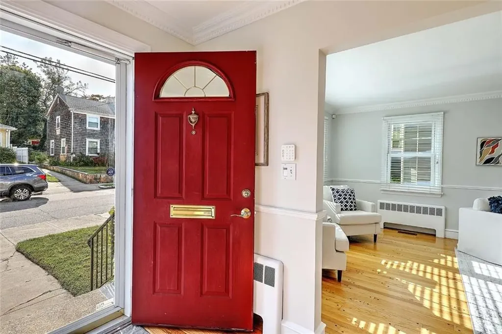 114 Marbury Avenue Pawtucket RI 02860