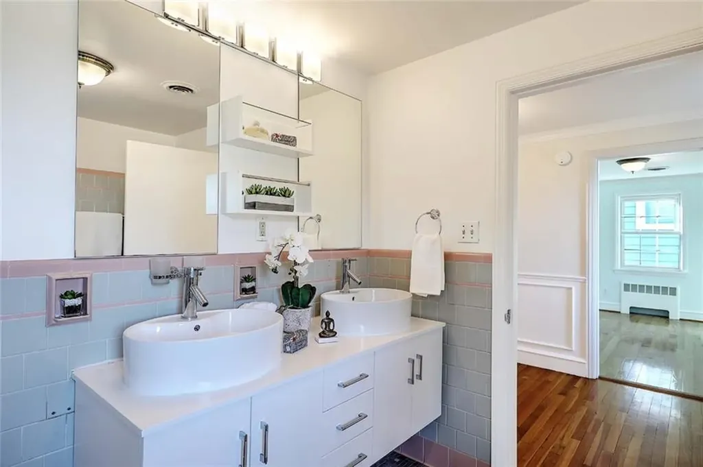 114 Marbury Avenue Pawtucket RI 02860