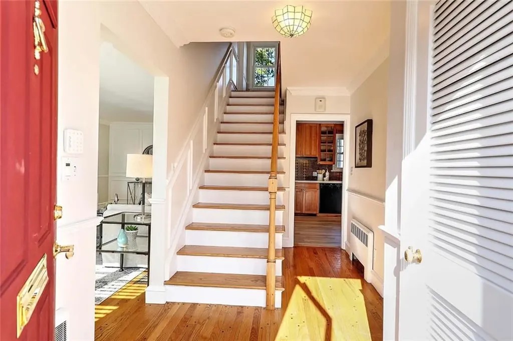114 Marbury Avenue Pawtucket RI 02860
