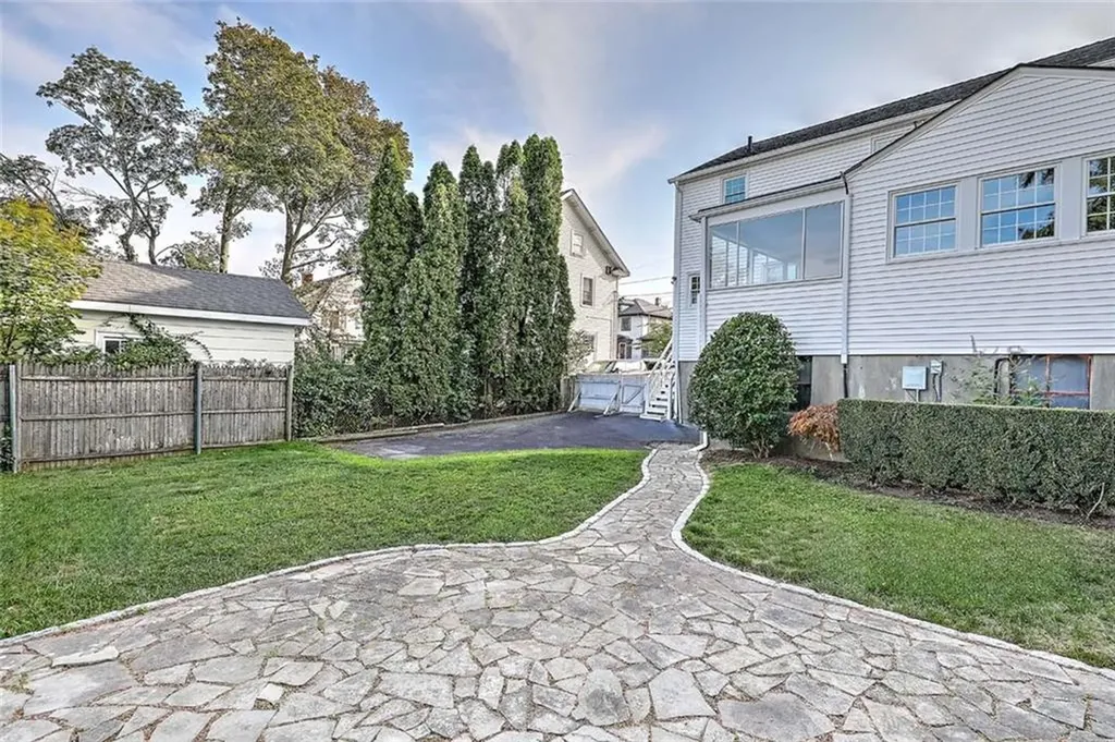 114 Marbury Avenue Pawtucket RI 02860