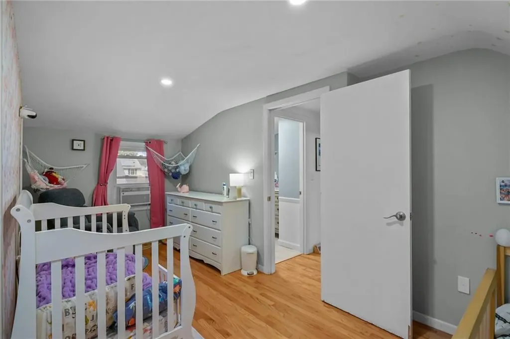 95 Roosevelt Street Warwick RI 02888