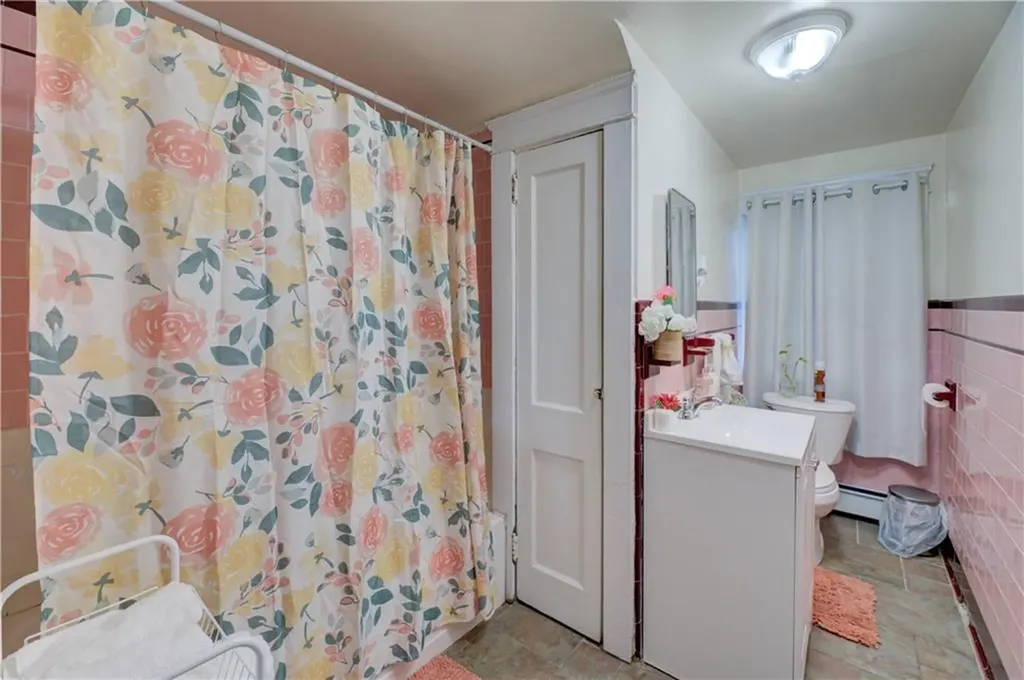 154 156 Gallatin Street Providence RI 02907
