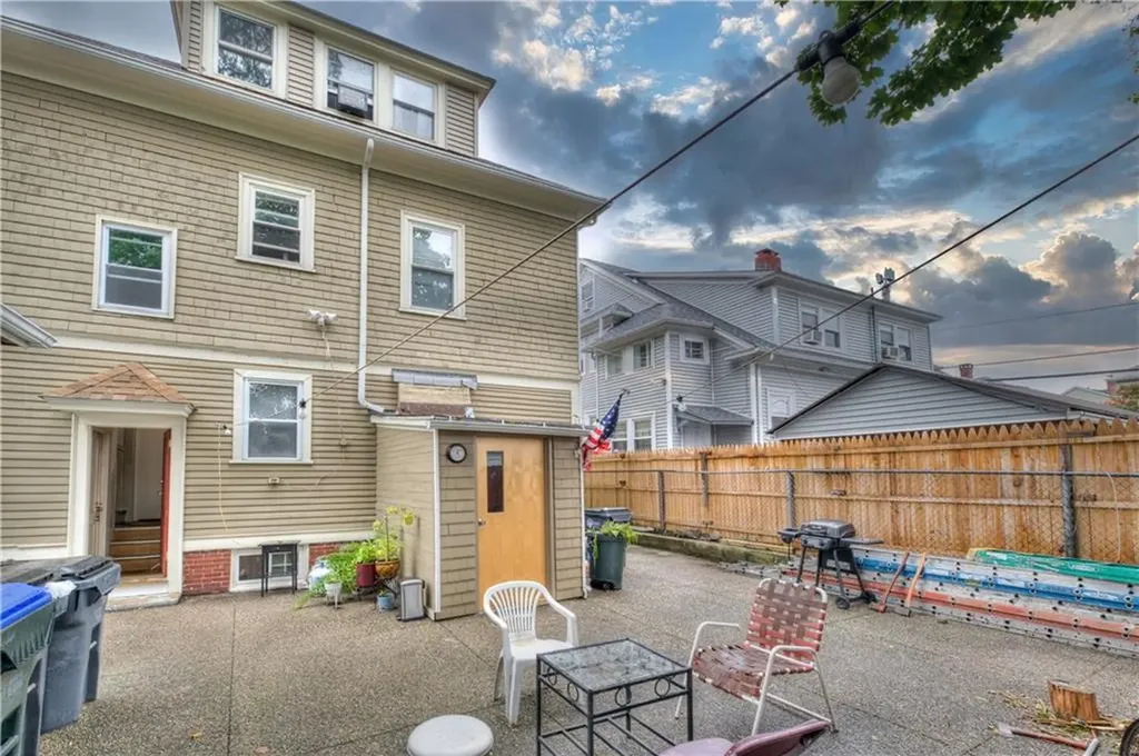154 156 Gallatin Street Providence RI 02907
