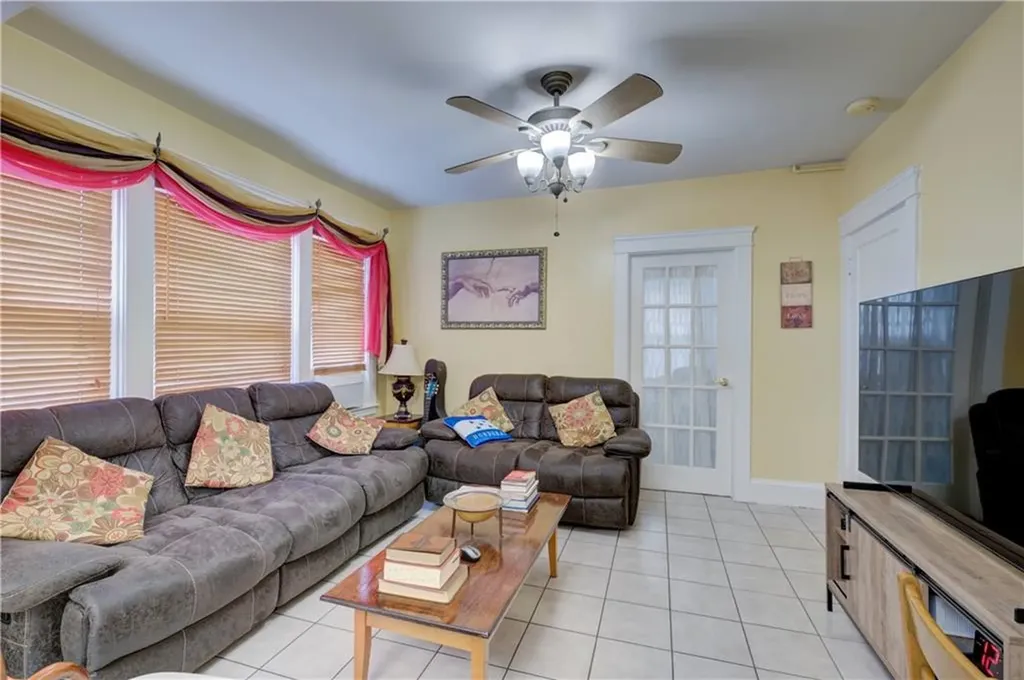 154 156 Gallatin Street Providence RI 02907