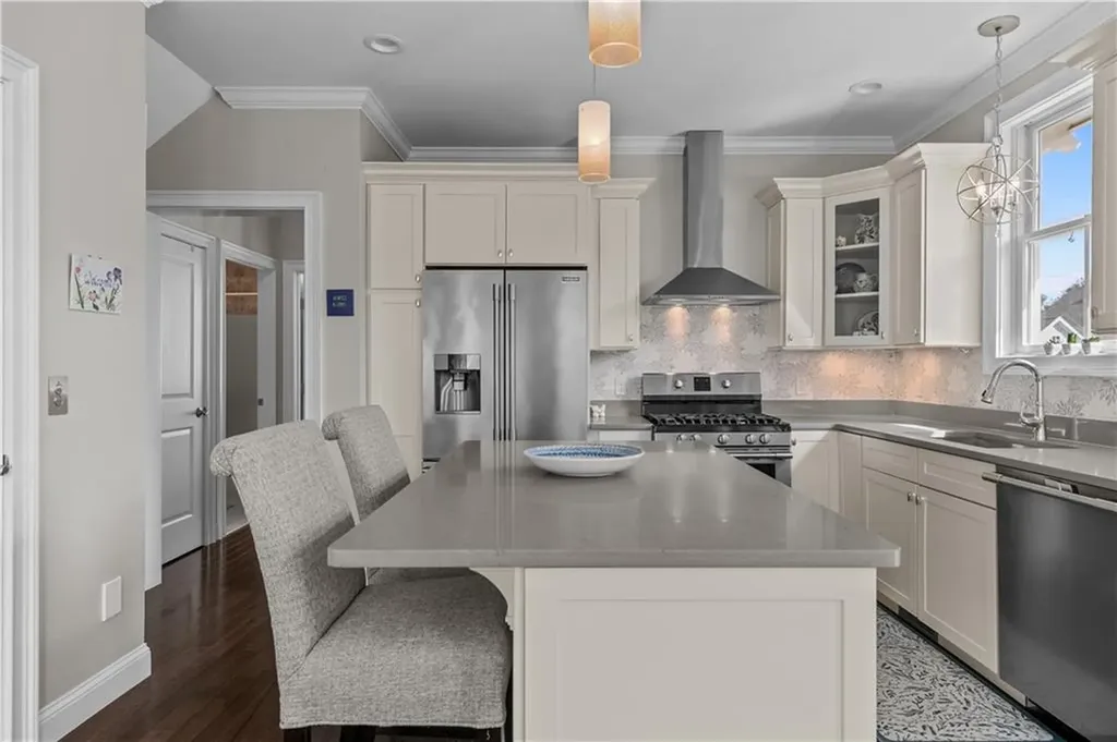 50 Kettle Point Avenue East Providence RI 02914