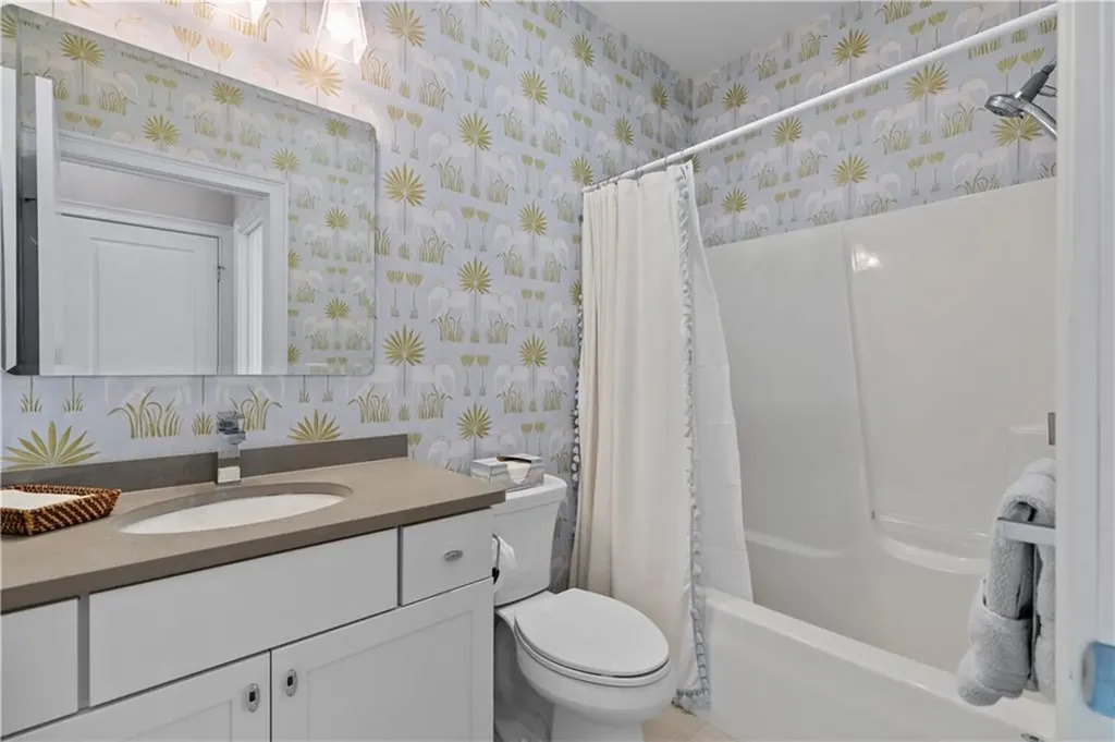 50 Kettle Point Avenue East Providence RI 02914