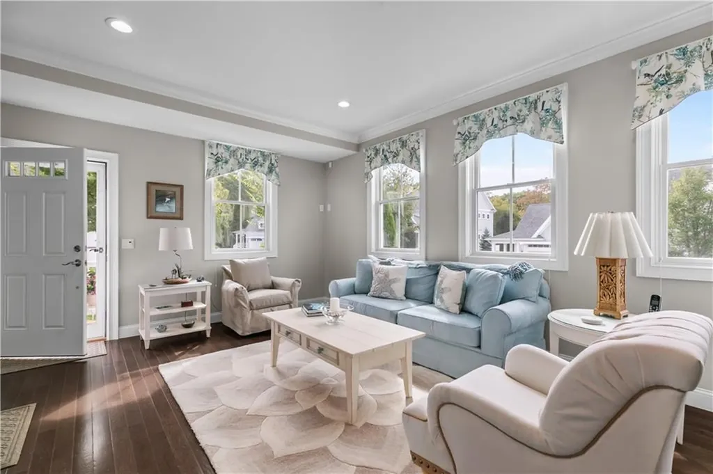 50 Kettle Point Avenue East Providence RI 02914