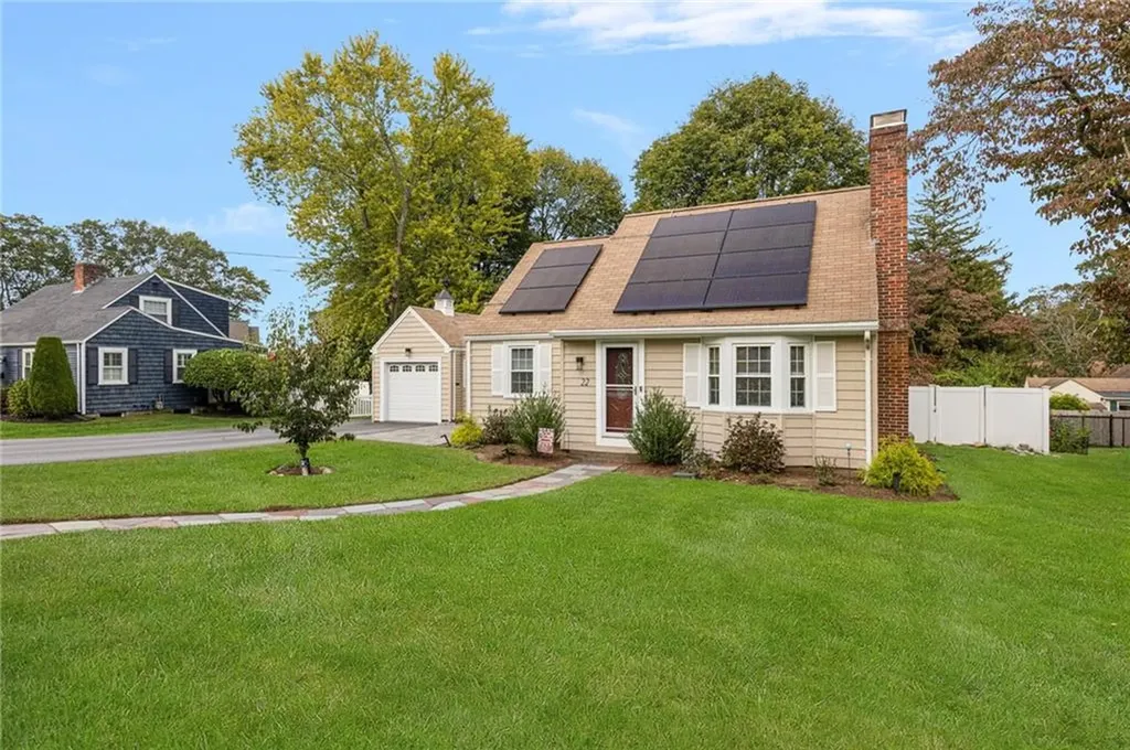 22 Franconia Drive Cranston RI 02920