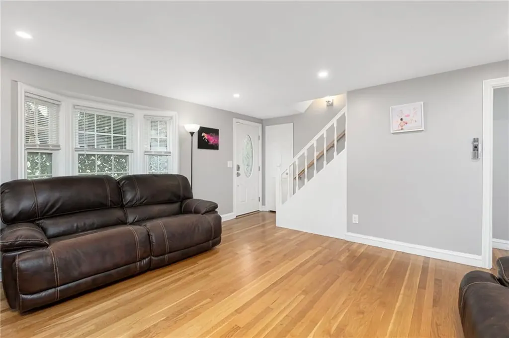 22 Franconia Drive Cranston RI 02920