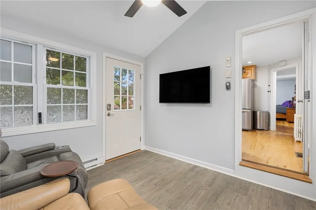 22 Franconia Drive Cranston RI 02920
