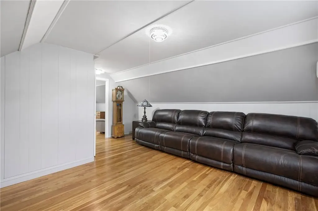 22 Franconia Drive Cranston RI 02920