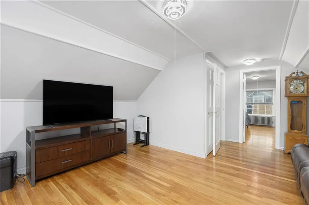 22 Franconia Drive Cranston RI 02920