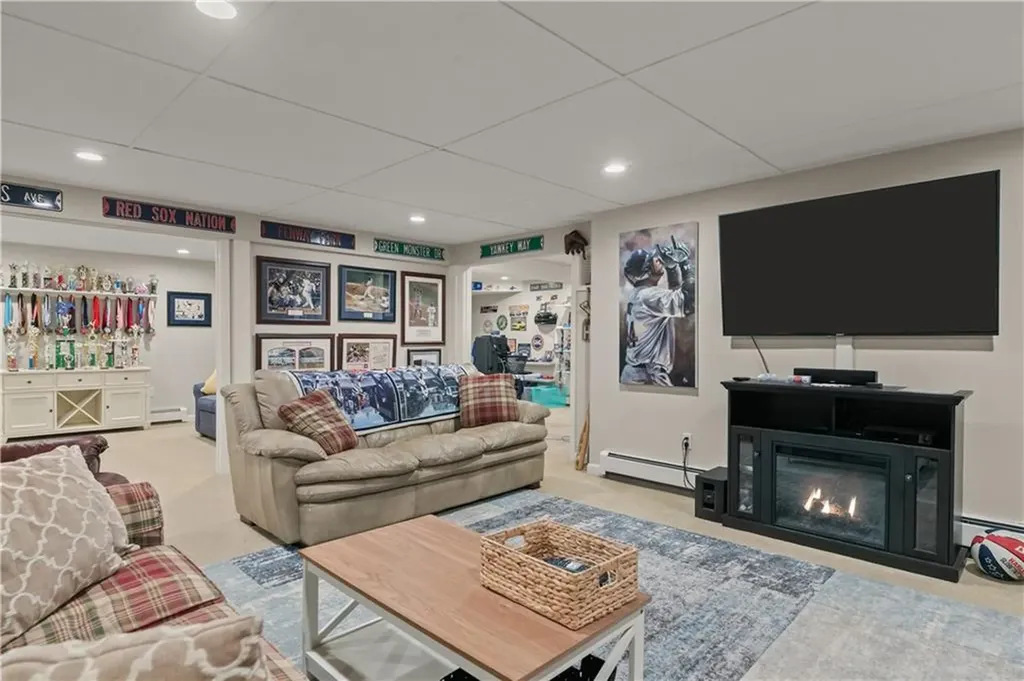 92 Harvest Drive Portsmouth RI 02871