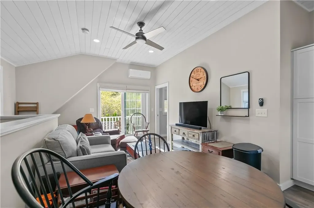 92 Harvest Drive Portsmouth RI 02871