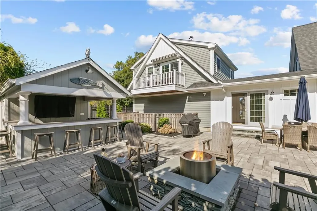 92 Harvest Drive Portsmouth RI 02871