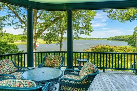 17 Pojac Point Road North Kingstown RI 02852