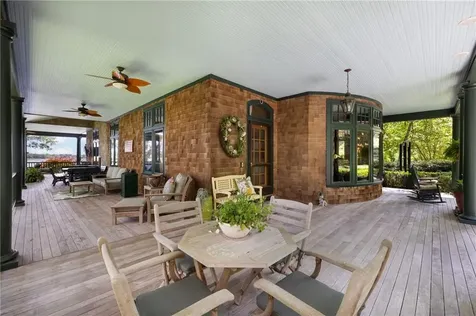 17 Pojac Point Road North Kingstown RI 02852