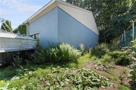 13 Kelly Street Warren RI 02885