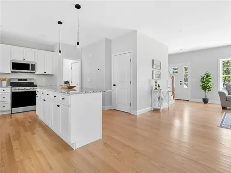 33 Sunapee Court Coventry RI 02816