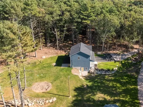 33 Sunapee Court Coventry RI 02816