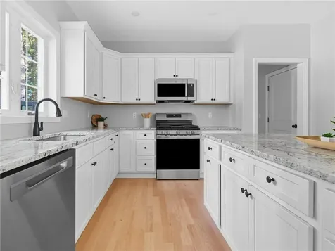 33 Sunapee Court Coventry RI 02816