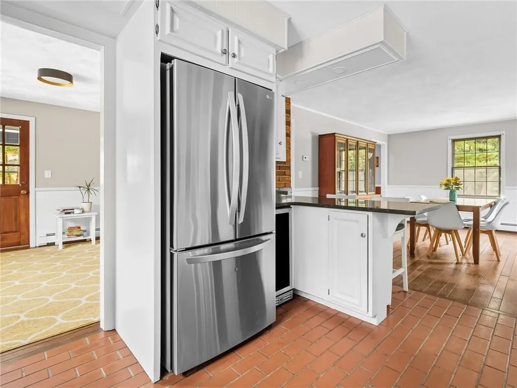 850 Black Plain Road North Smithfield RI 02896