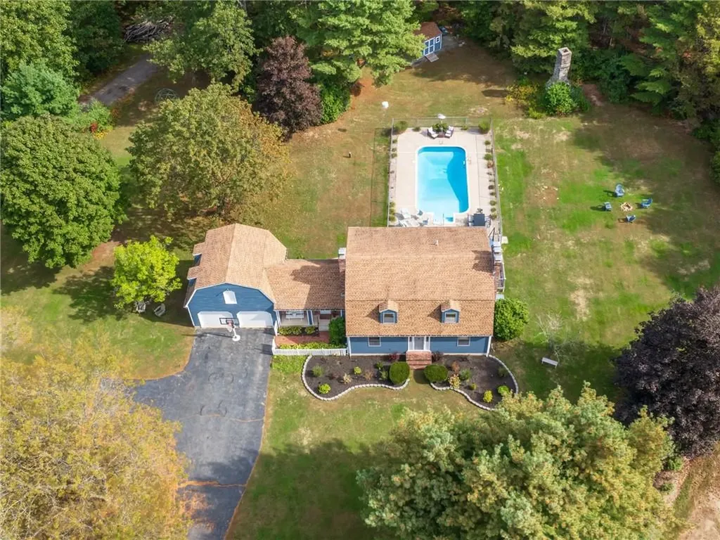 850 Black Plain Road North Smithfield RI 02896