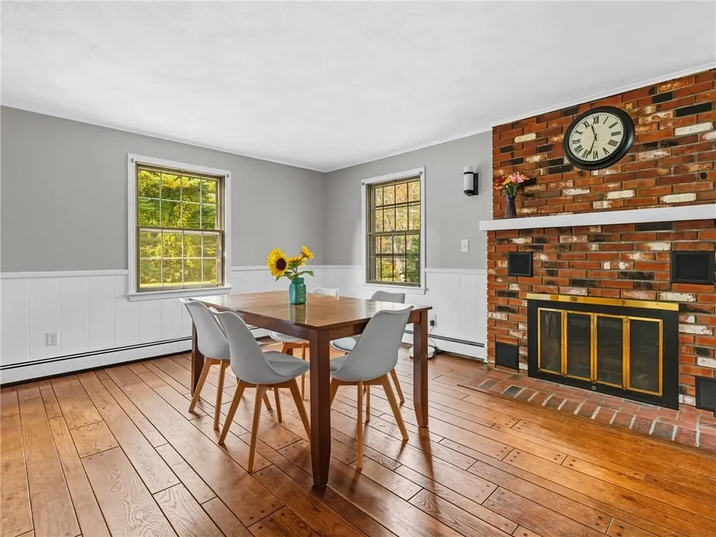 850 Black Plain Road North Smithfield RI 02896