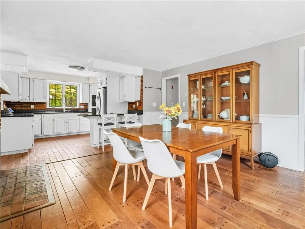 850 Black Plain Road North Smithfield RI 02896