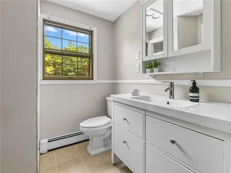 850 Black Plain Road North Smithfield RI 02896