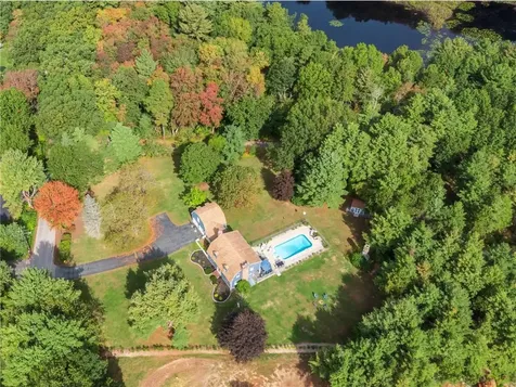 850 Black Plain Road North Smithfield RI 02896