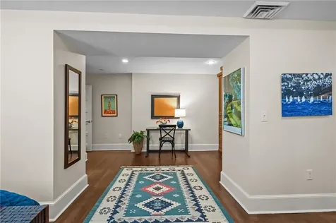 423 Hope Street Bristol RI 02809