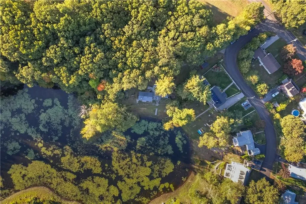 3 Deer Run Trail Smithfield RI 02917