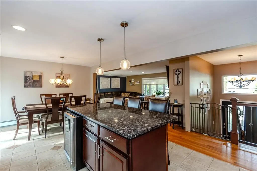 25 Lincoln Drive Johnston RI 02919