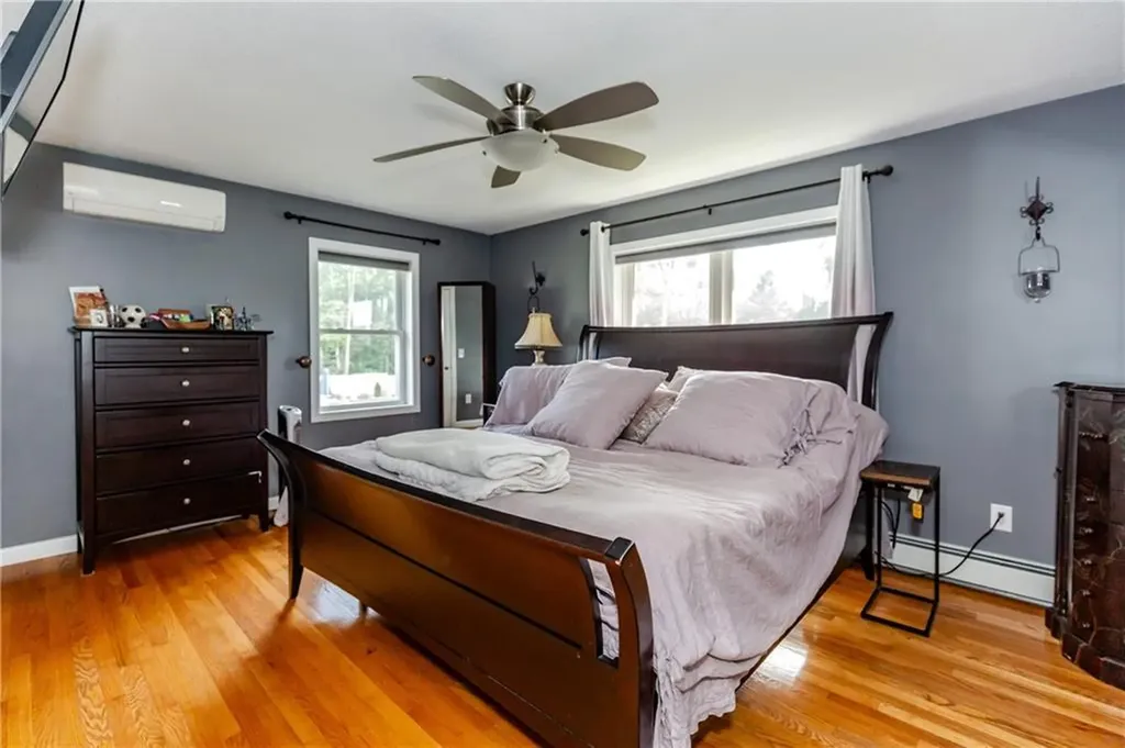 25 Lincoln Drive Johnston RI 02919