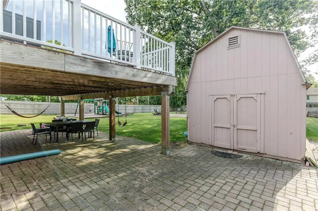 25 Lincoln Drive Johnston RI 02919