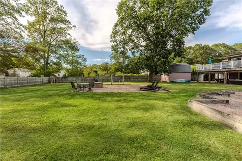 25 Lincoln Drive Johnston RI 02919