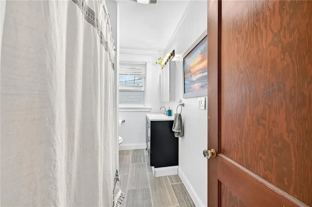 536 Willett Avenue East Providence RI 02915