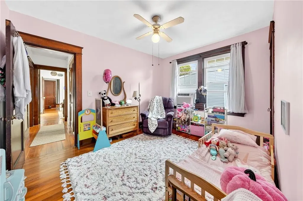 536 Willett Avenue East Providence RI 02915