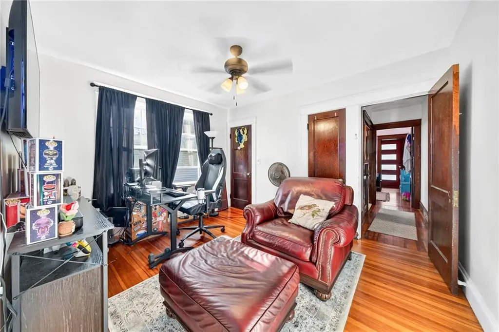 536 Willett Avenue East Providence RI 02915