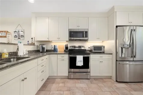 6 Pendleton Place Narragansett RI 02882