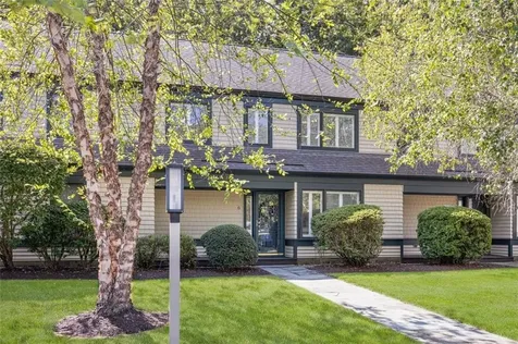 6 Pendleton Place Narragansett RI 02882