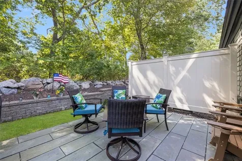 6 Pendleton Place Narragansett RI 02882